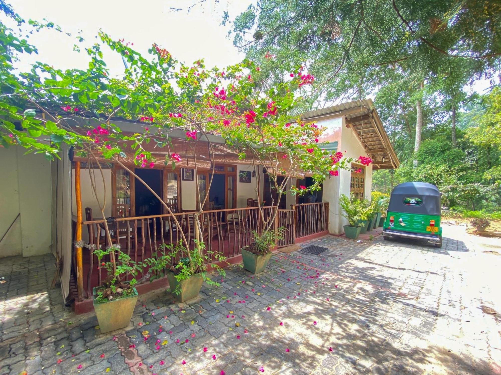Ella My Inn Luaran gambar